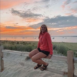 Meet your Posher, Stephanie